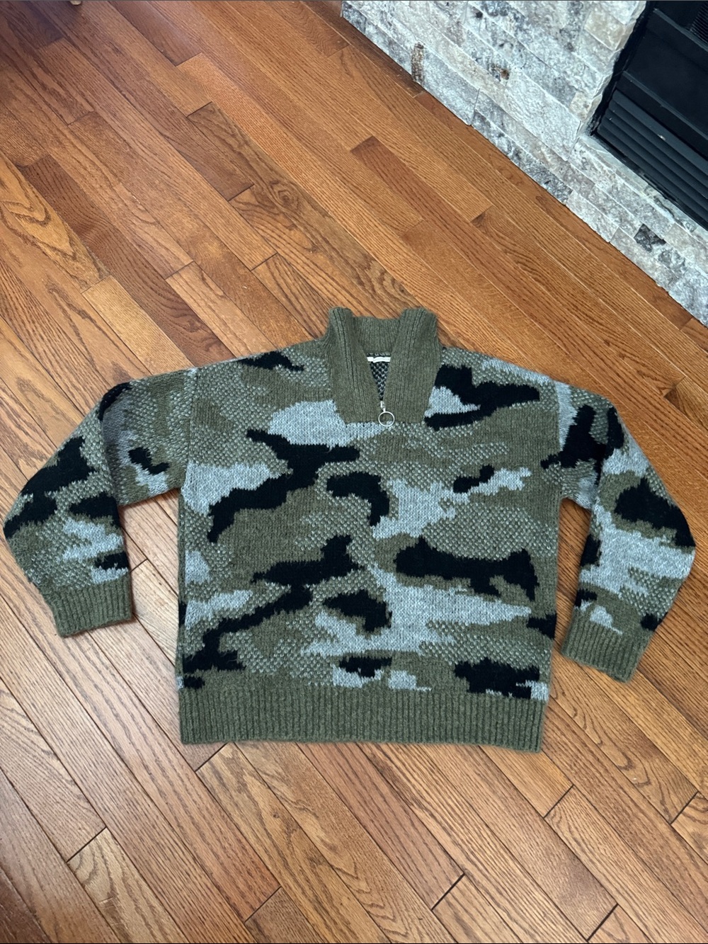 Anthropologie Women's Olive, Black & Gray Camo Zip-Neck Sweater